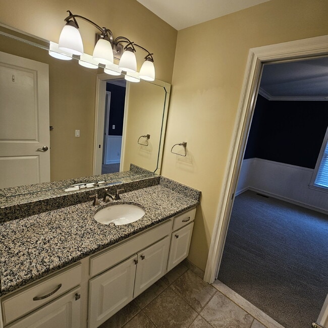 Building Photo - 3 Bedroom, 2.5 Bath Townhome Near Lake St. Clair with Finished Basement, Attached Oversized 2 Car...