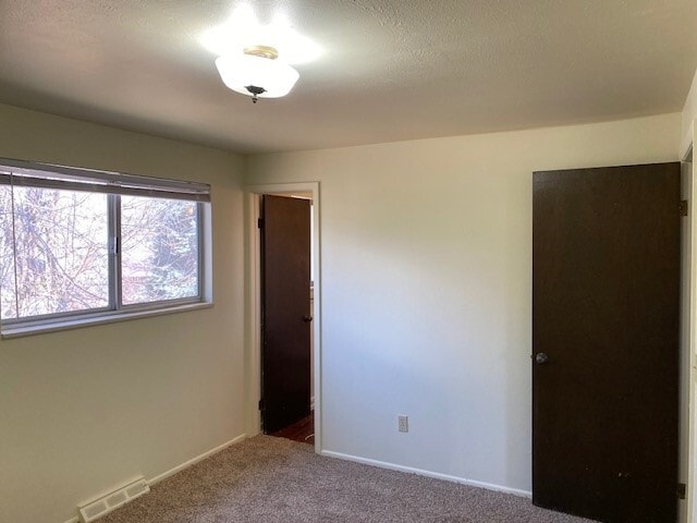 Building Photo - 7427 S Fairfax Ct