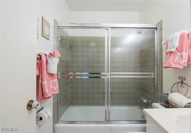 Building Photo - 6725 Winkler Rd