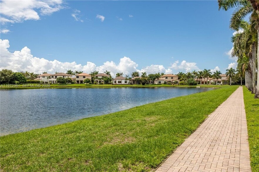 Building Photo - 3700 NW 84th Way