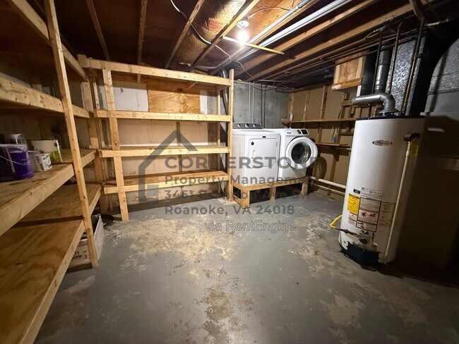 Building Photo - 950 Palmer Ave