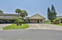 Building Photo - 652 Yardarm Dr