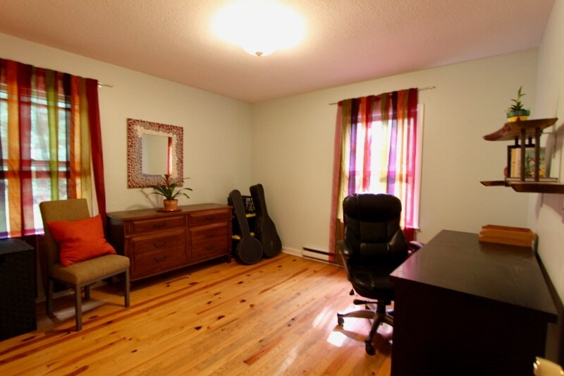 Building Photo - 416 Rainbow Mountain Rd