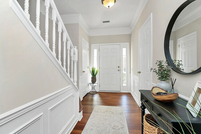 Building Photo - South Park Townhome for Rent!