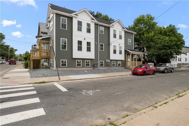 Building Photo - 90 Berkshire St