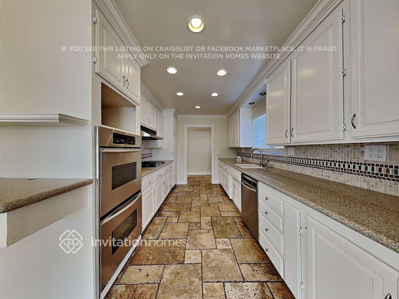 Building Photo - 1089 Camino Flores