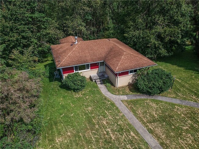 Building Photo - 194 Woodridge Dr