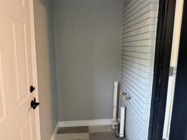 Building Photo - 2504 Normont Cir