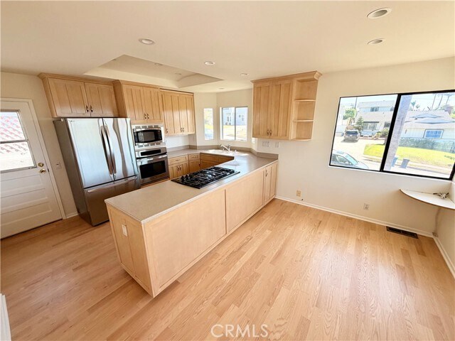 Building Photo - 220 W Avenida Cordoba