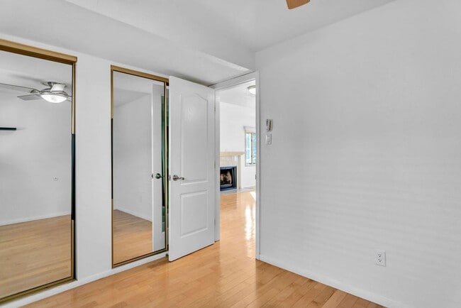 Building Photo - Great two story home in Pacific Beach close to the bay!