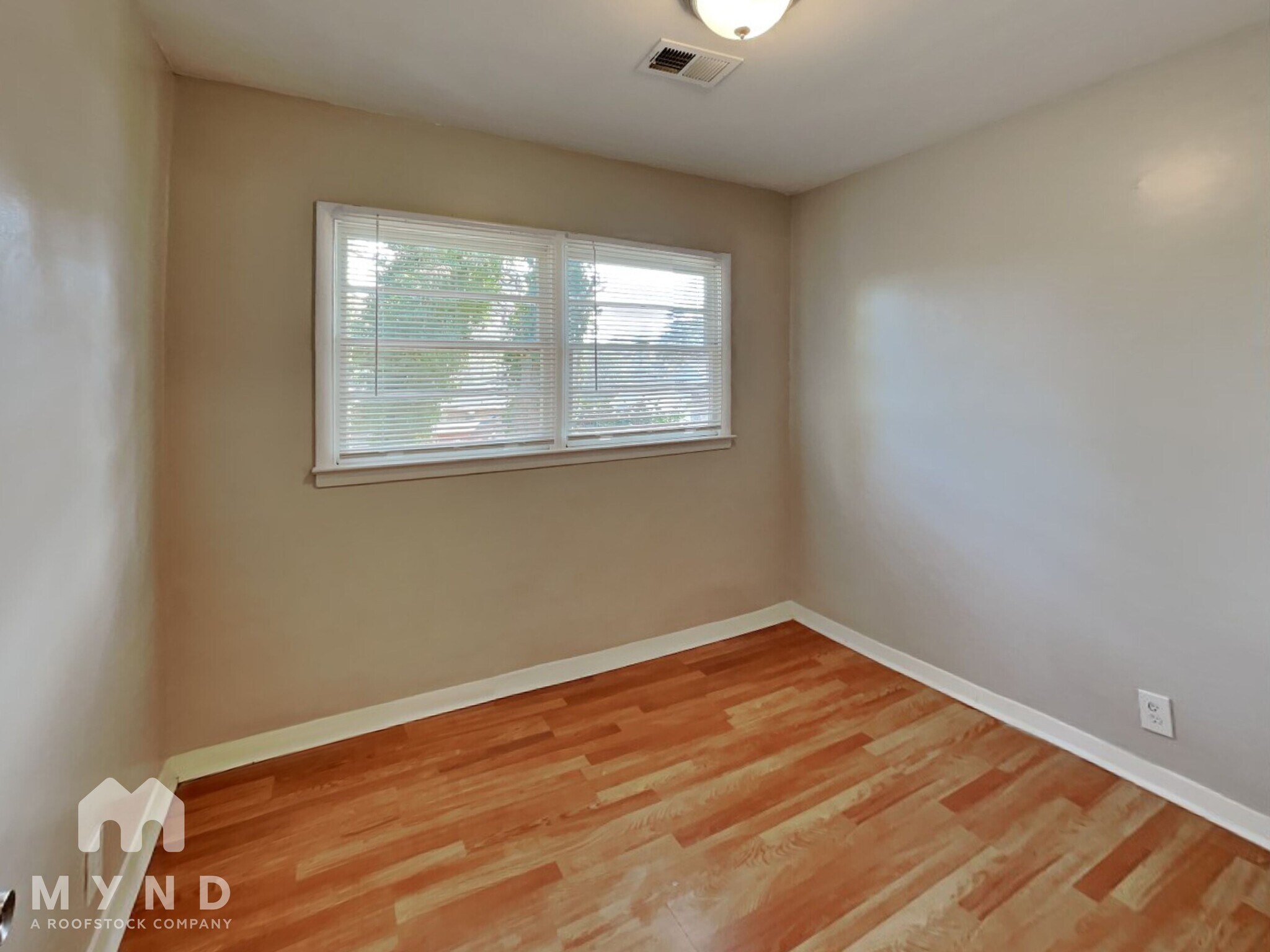 Building Photo - 450 Fairburn Rd NW