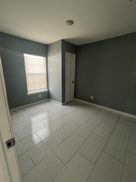 Building Photo - 15707 Langcart St