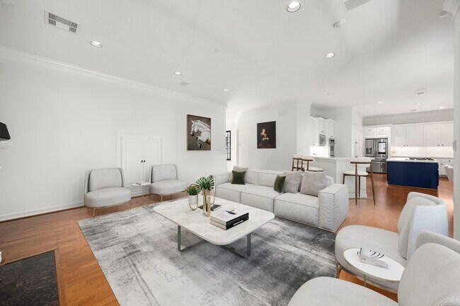 Building Photo - 111 N Wynden Estates Ct