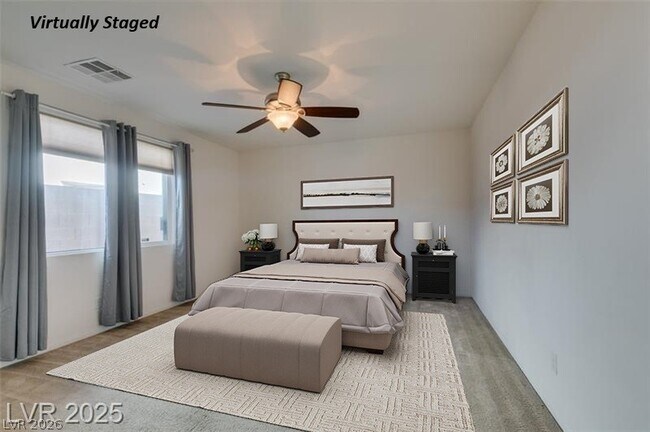 Building Photo - 10465 Saddle Mountain St