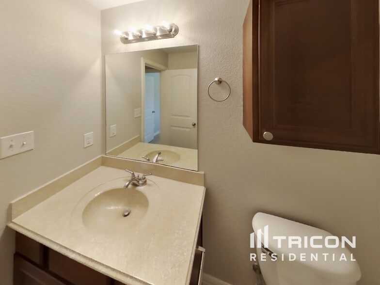 Building Photo - 12412 Hunters Cabin Ct