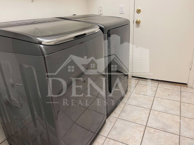 Building Photo - 29445 N 46th Pl