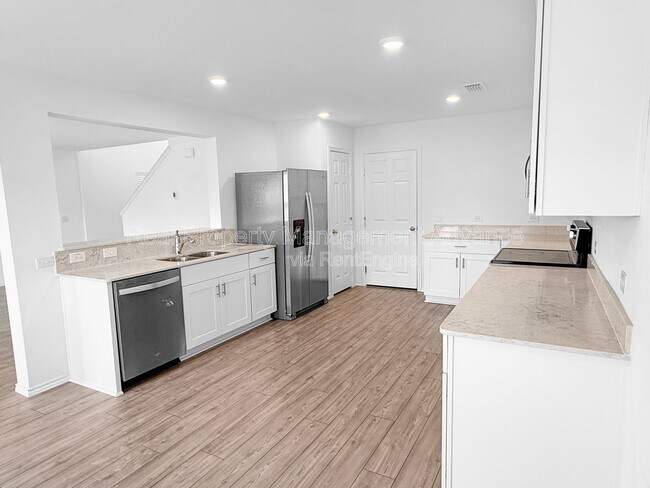 Building Photo - 846 Breakwater Dr