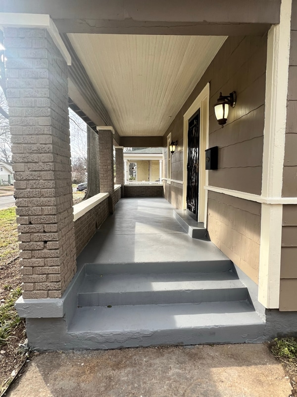 Building Photo - 1994 Manila Ave