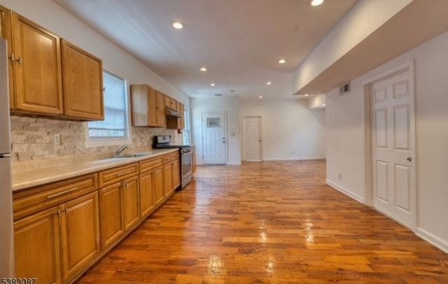 Building Photo - 131 Sylvan Ave