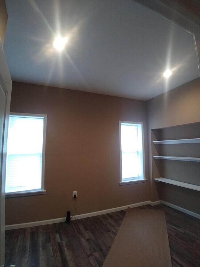 Building Photo - 45 N 59th St