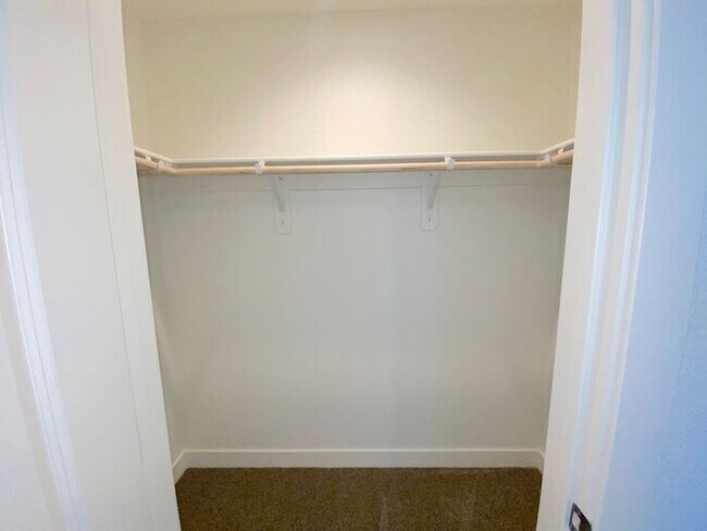 Building Photo - Built 2023 NW Reno 3 Bedroom House - Downs...