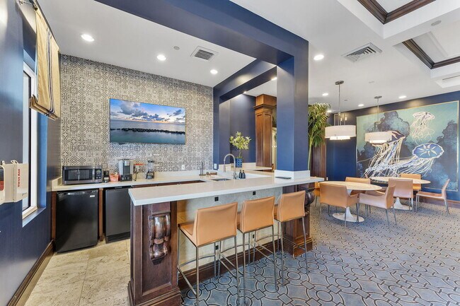Building Photo - 2218 Tuscany Way