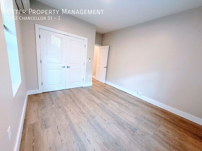 Building Photo - 5502 Chancellor St