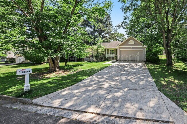 Building Photo - 10475 Willow View Cir