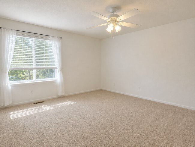Building Photo - Wonderful Home w/ Breathtaking Mountain View! AVAILABLE 7/5
