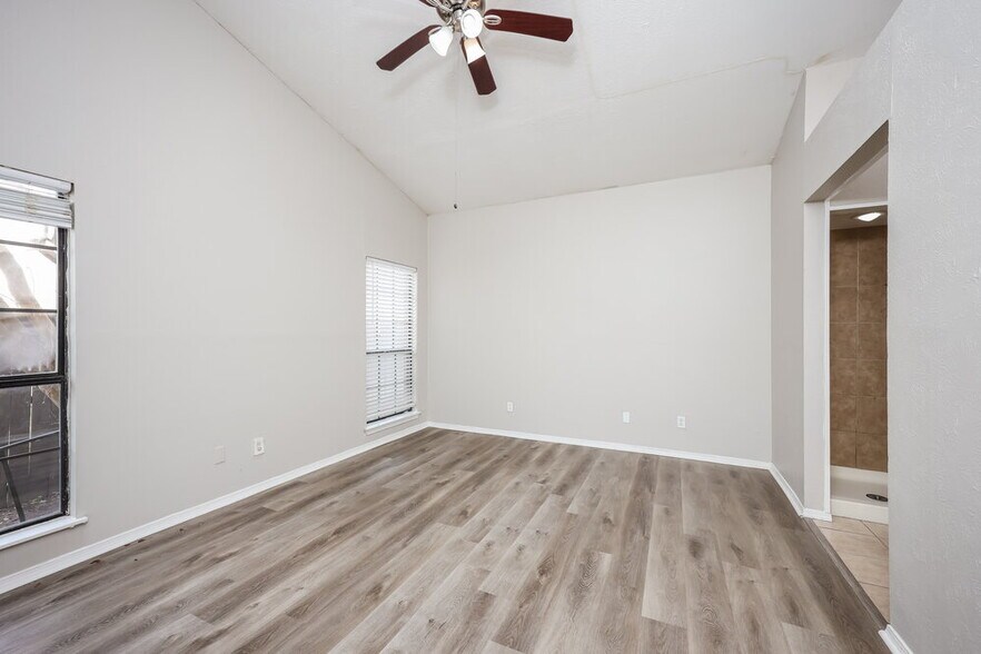 Building Photo - 5322 Brookport Dr