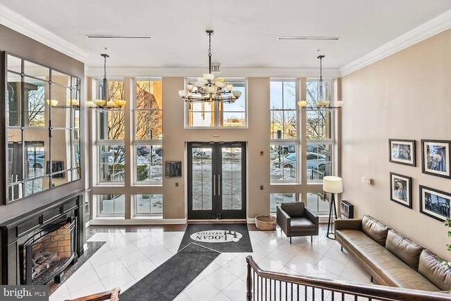 Building Photo - 1224 R St NW