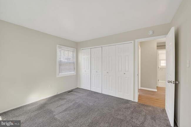 Building Photo - 1405 Pennington Ln