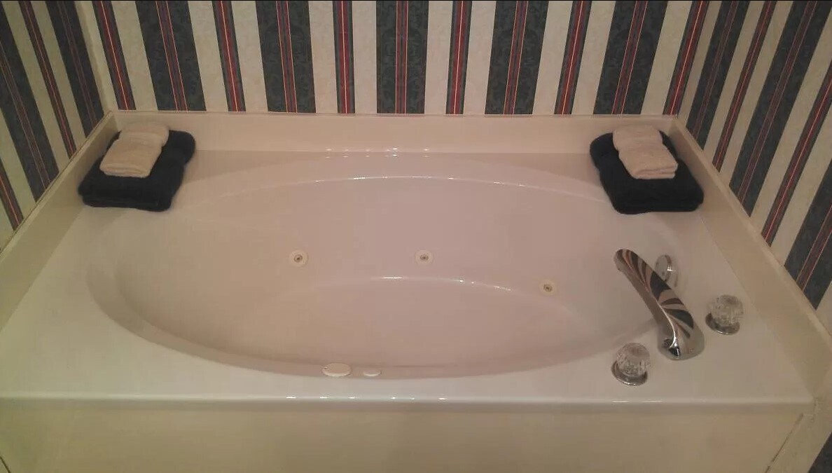 Building Photo - 813 Halstead Ct SE