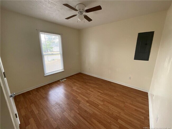 Building Photo - 3355 Lubbock Dr