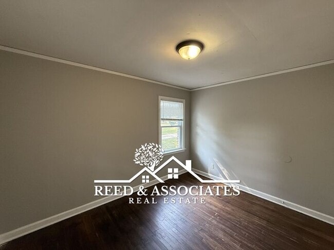 Building Photo - 3 Bedroom in Whitehaven!