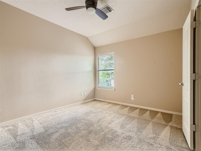 Building Photo - 2331 Vinemead Ct