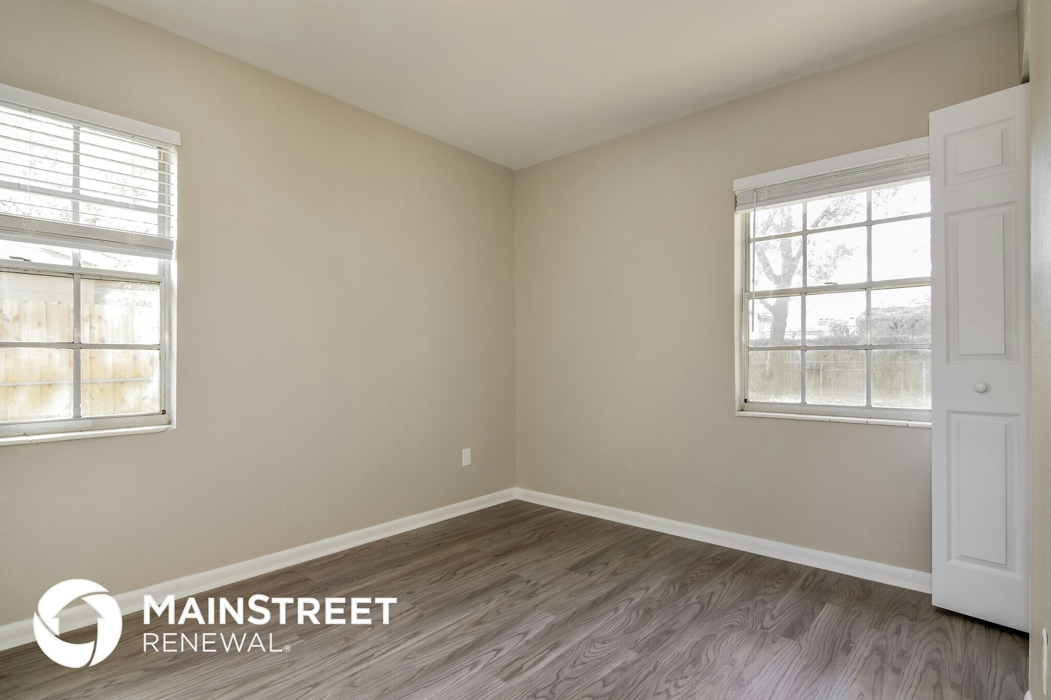 Building Photo - 4208 King Alfred Dr