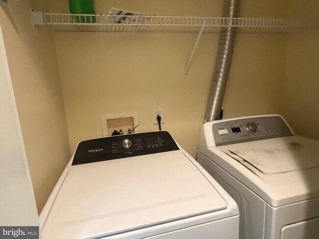 Building Photo - 136 Cameron Station Blvd