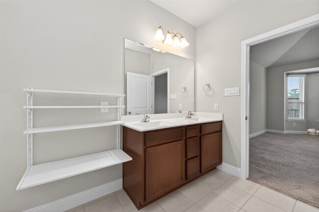 Building Photo - 9914 Deborah Colony Ln