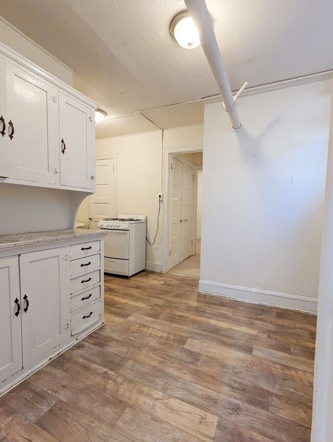 Interior Photo - 2310 Harriet Ave S