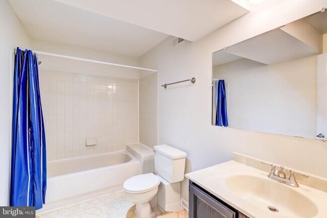 Building Photo - 14536 Castleford Ct