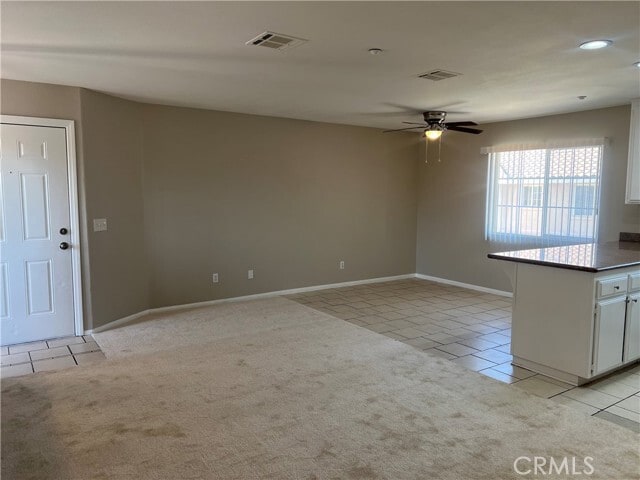 Building Photo - 8441 Oleander Ave