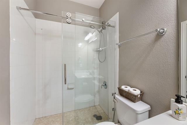 Building Photo - 15801 Canyon Ridge