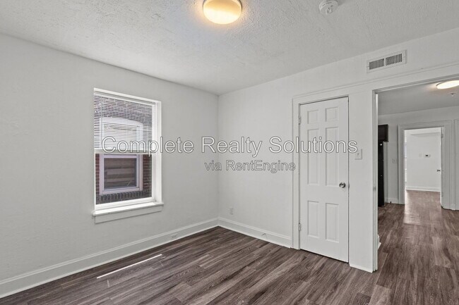 Building Photo - 119 Eichelberger St