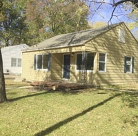 Building Photo - 3 Bed / 1 Bath Home in North Kansas City!