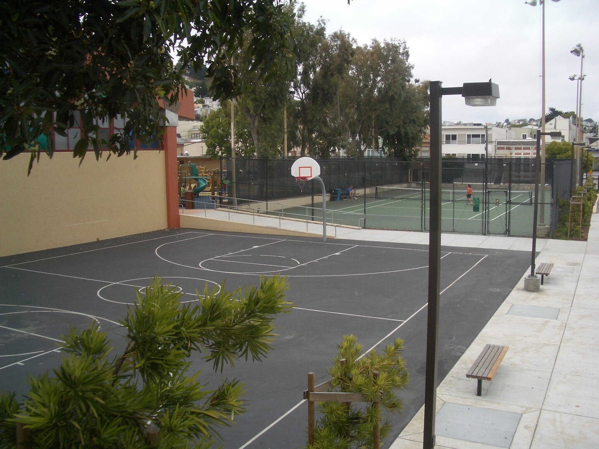 2 FREE-TENNIS-BASKET B-COURTS - 156 Randall St