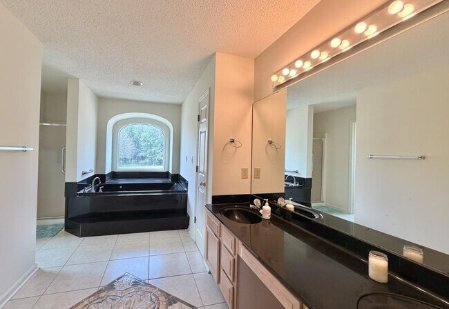 Building Photo - 118 Sunfish Dr
