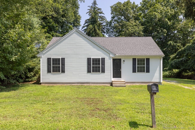 Building Photo - 9 Denmore Ln