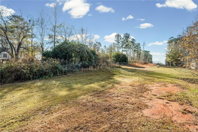 Building Photo - 5345 Memorial Ln SW