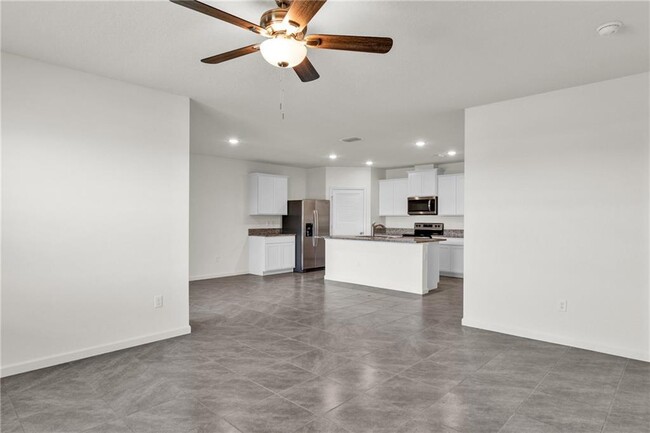 Building Photo - 5076 Marble St